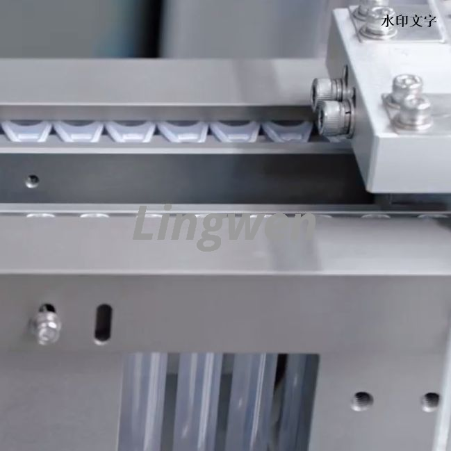 Lingwen Medical Device Luer Lock Plastic Syringe Assembly Machine